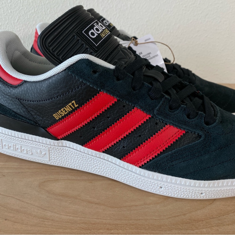Adidas Busenits Black Pebbled Leather Red Skateboarding Shoe - Size 10.5 - Picture 3 of 12